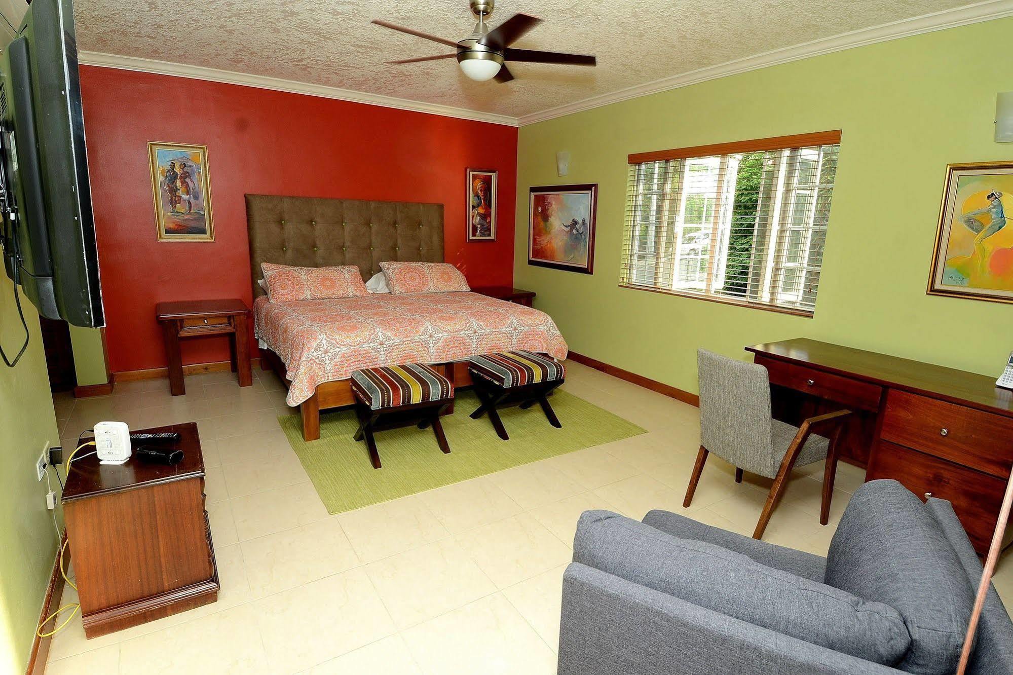 The Cabin At Long Mountain Country Club 金斯敦 外观 照片