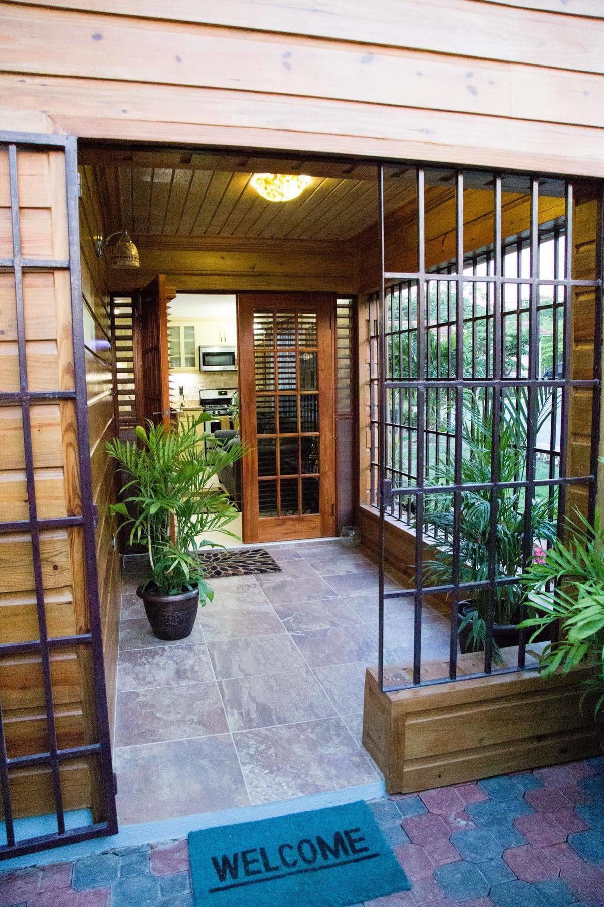 The Cabin At Long Mountain Country Club 金斯敦 外观 照片