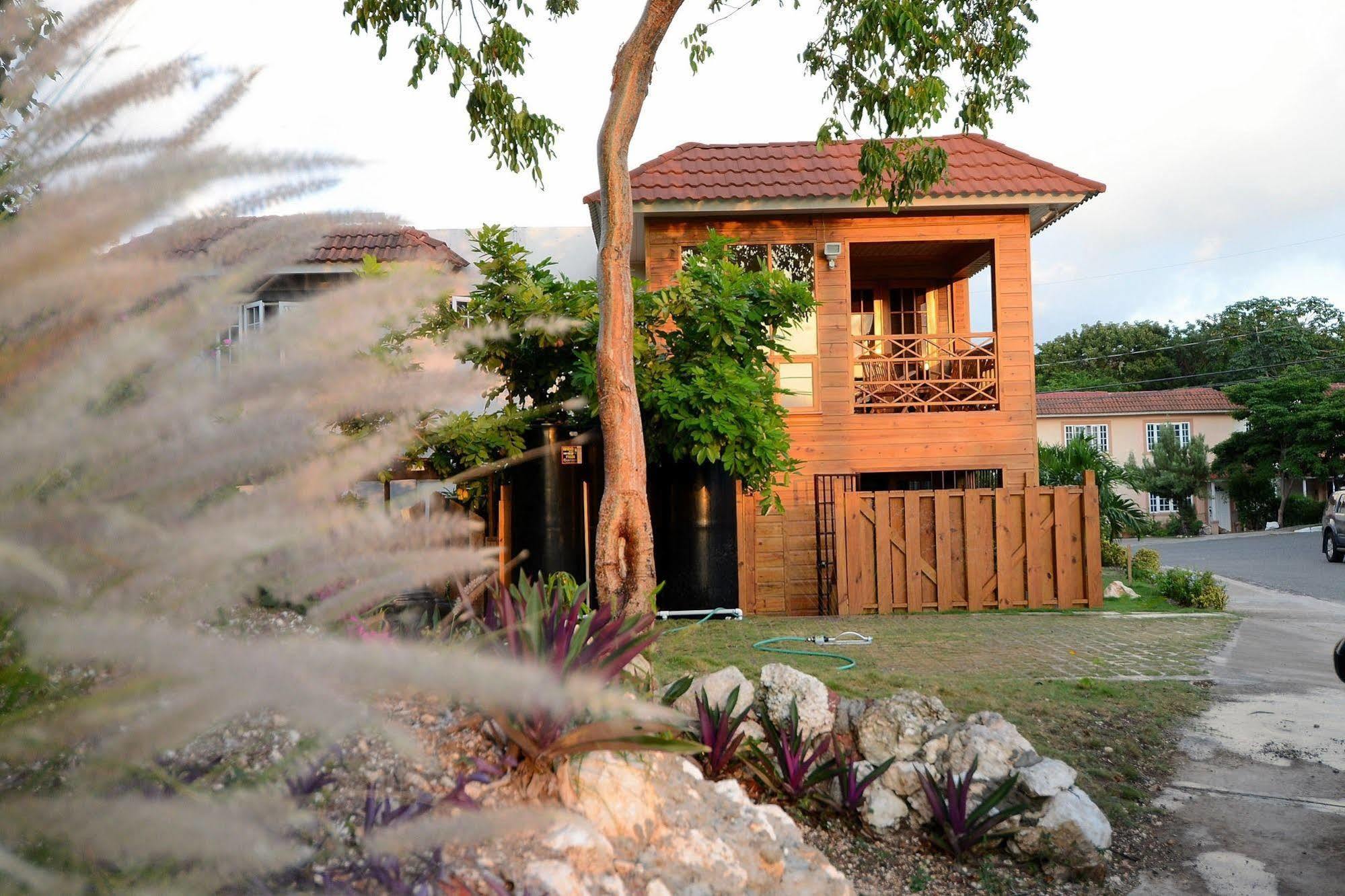 The Cabin At Long Mountain Country Club 金斯敦 外观 照片